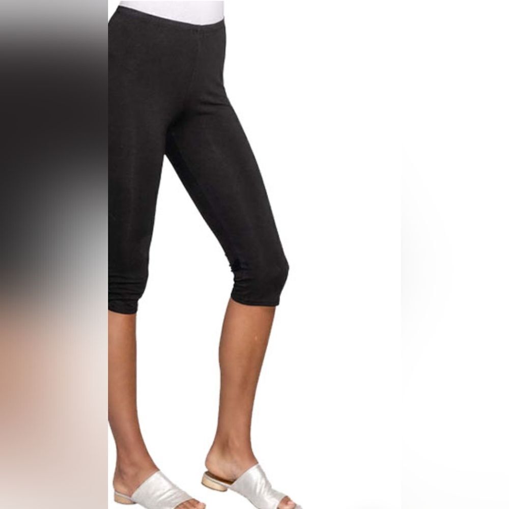 Out from under black cotton blend capri